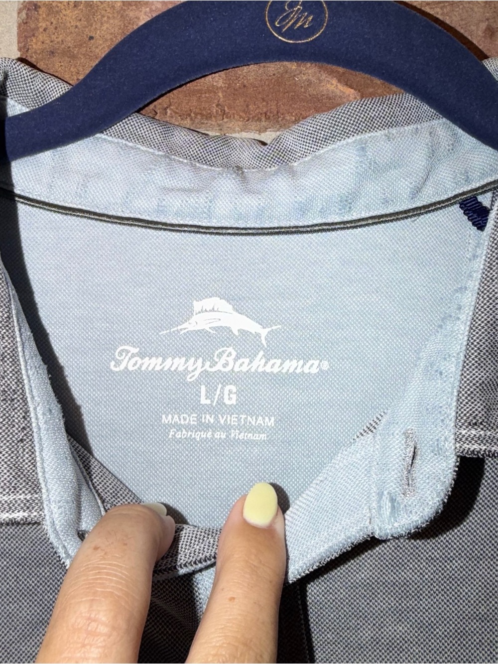 Tommy Bahama Short Sleeve Gray Polo ✨🌴 - Picture 3 of 6